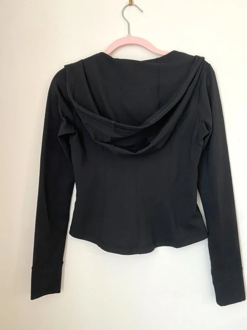Carbon38 Athletic Zip Up Hooded Jacket in Cloud Compression | Like New | Black - Picture 4 of 10